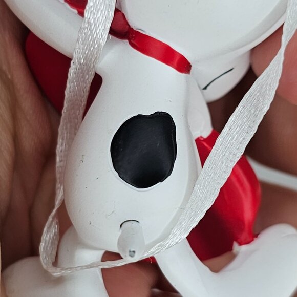 Hallmark Ornament 2016 Snoopy Playing Red Guitar Dog Peanuts - Picture 6 of 6